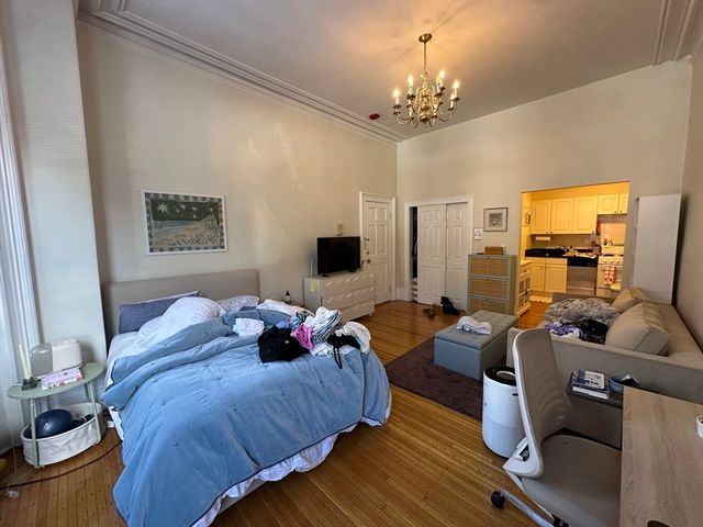 300 Marlborough Street 3, Boston, MA 02116