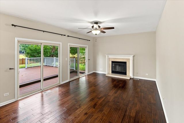 66 Copperwood Drive, Buffalo Grove, IL 60089