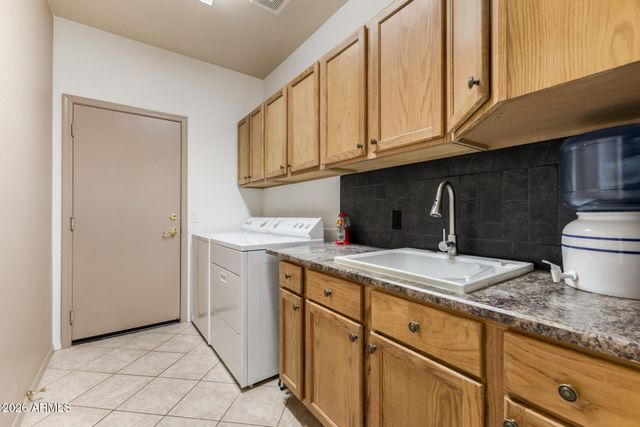 18056 W BUENA VISTA Drive, Surprise, AZ 85374