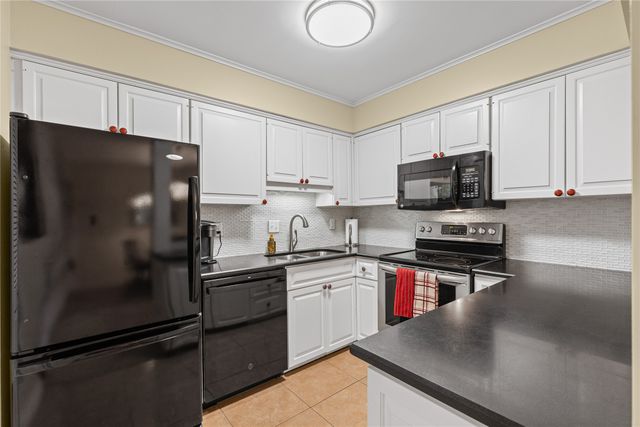 1231 Roaring Springs Road 1, Fort Worth, TX 76114