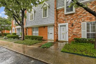 1231 Roaring Springs Road 1, Fort Worth, TX 76114