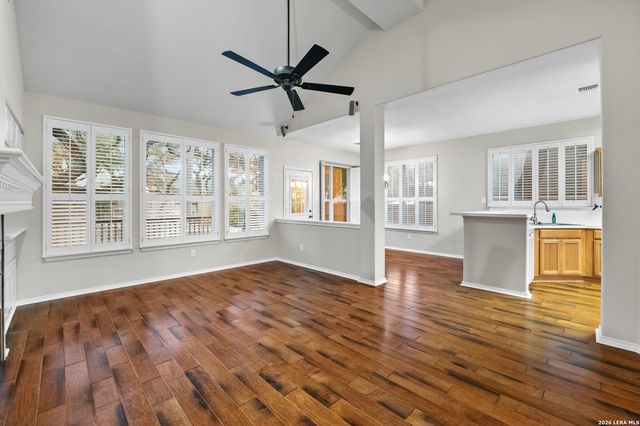 2634 Lakehills St, San Antonio, TX 78251