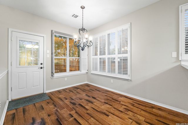 2634 Lakehills St, San Antonio, TX 78251