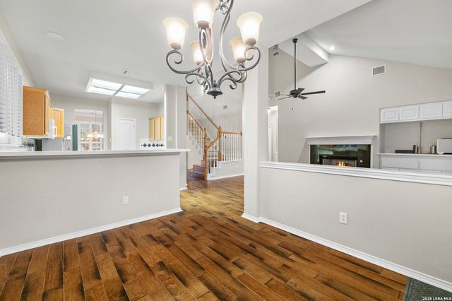 2634 Lakehills St, San Antonio, TX 78251