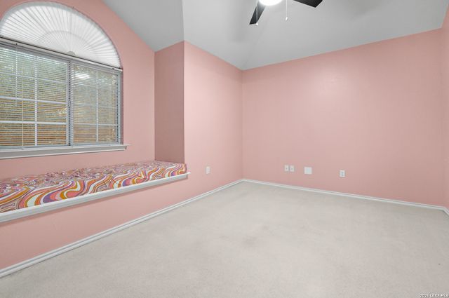 2634 Lakehills St, San Antonio, TX 78251