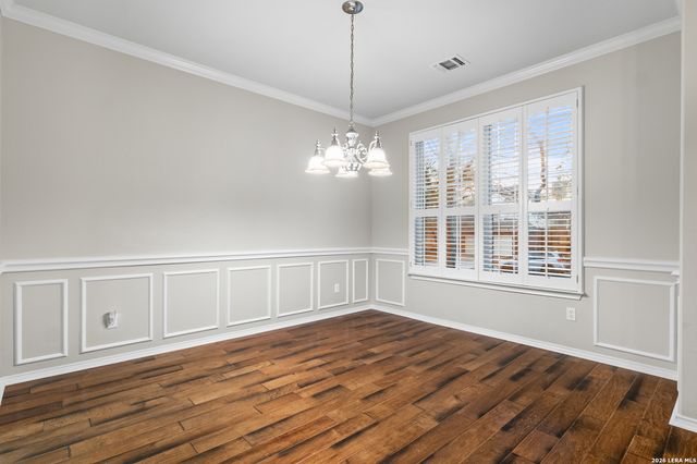 2634 Lakehills St, San Antonio, TX 78251