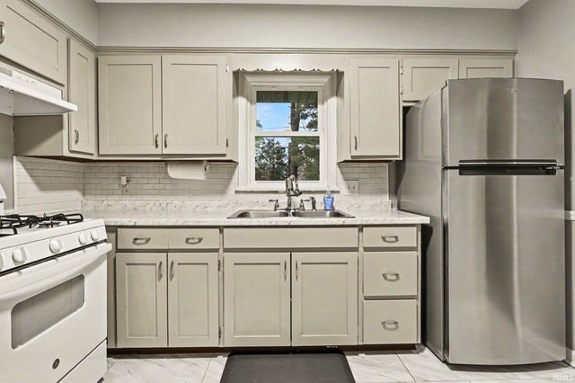 313 S 34th Street, South Bend, IN 46615