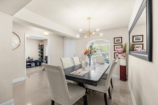 2585 SW National Circle, Port St. Lucie, FL 34953