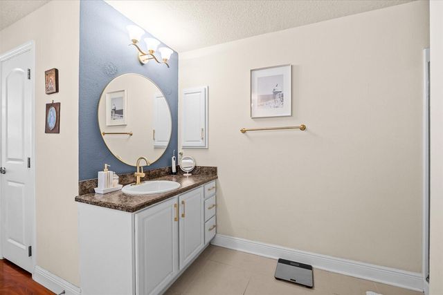 2585 SW National Circle, Port St. Lucie, FL 34953