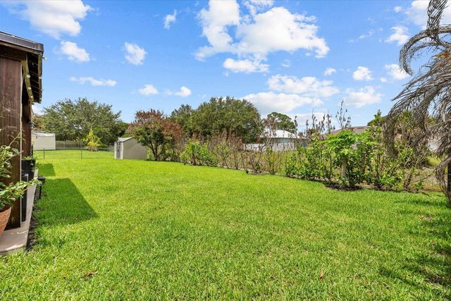 2585 SW National Circle, Port St. Lucie, FL 34953