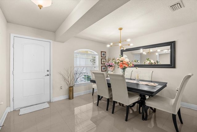 2585 SW National Circle, Port St. Lucie, FL 34953