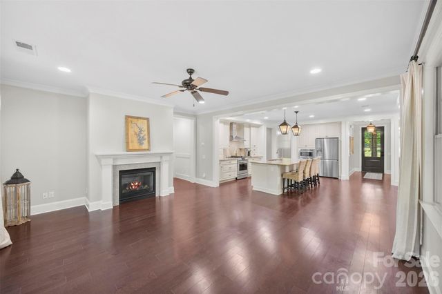 8624 Robbins Crescent Drive, Cornelius, NC 28031