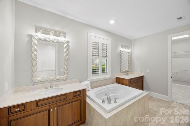 8624 Robbins Crescent Drive, Cornelius, NC 28031