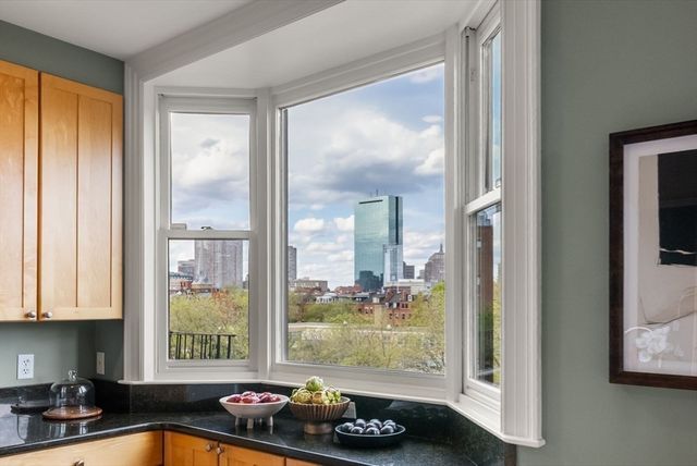 578 Massachusetts Ave 4, Boston, MA 02118