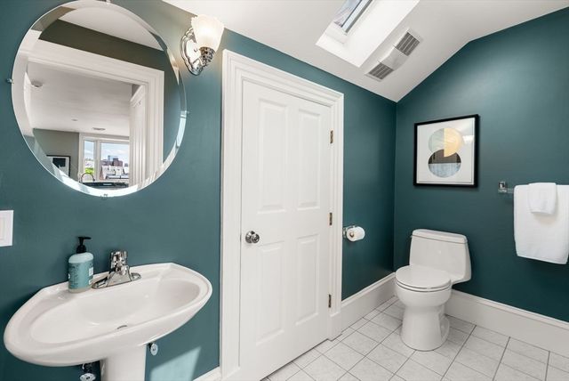 578 Massachusetts Ave 4, Boston, MA 02118