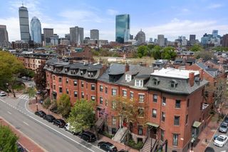 578 Massachusetts Ave 4, Boston, MA 02118