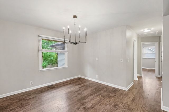 2433 Rychen Dr, Nashville, TN 37217