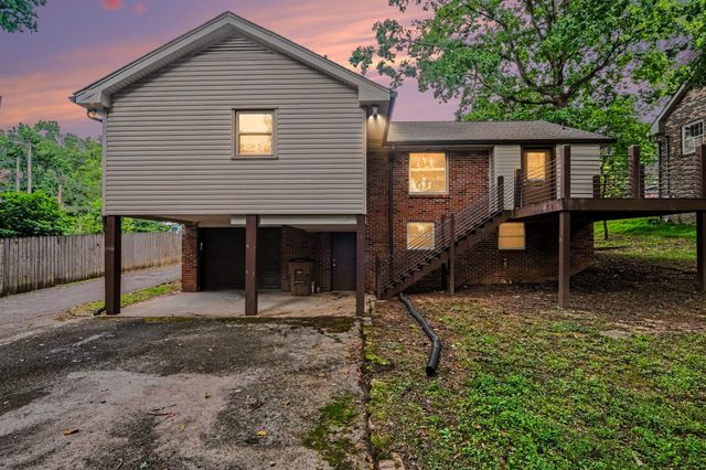 2433 Rychen Dr, Nashville, TN 37217