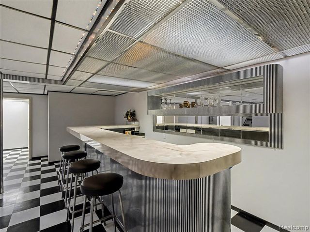 36458 Jeffrey Drive, Sterling Heights, MI 48310