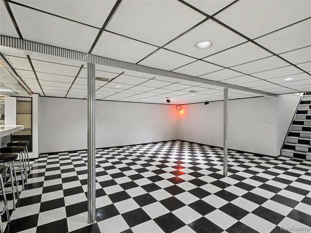 36458 Jeffrey Drive, Sterling Heights, MI 48310