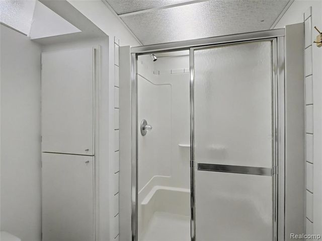 36458 Jeffrey Drive, Sterling Heights, MI 48310