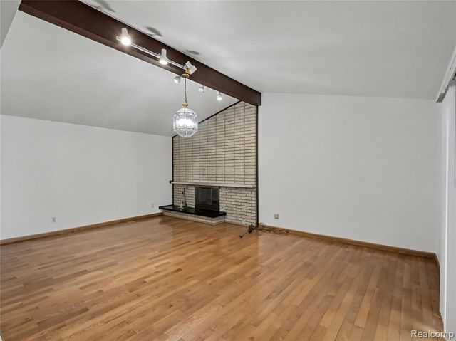 36458 Jeffrey Drive, Sterling Heights, MI 48310