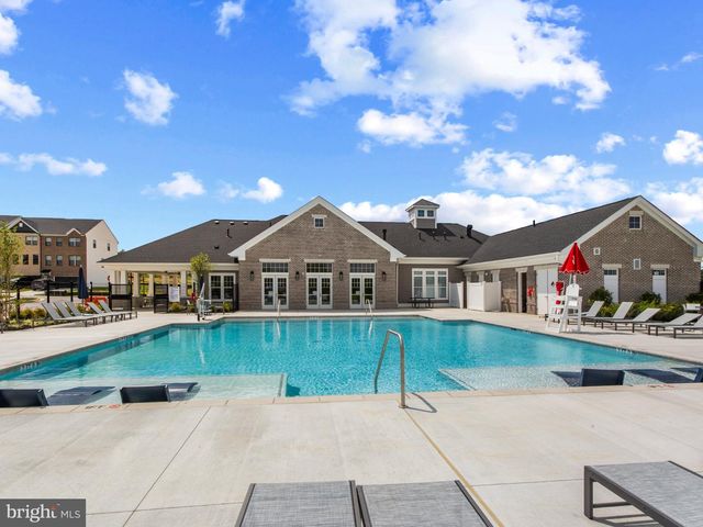 5118 GLISTENING POND WAY, Upper Marlboro, MD 20772
