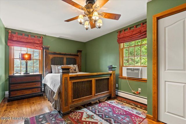 15 Green Harbour Lane, Lake George, NY 12845