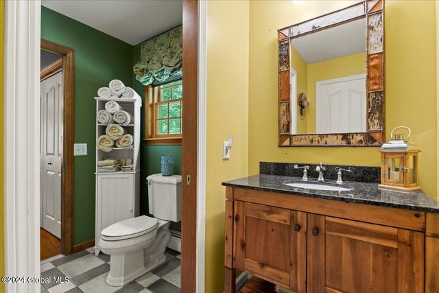 15 Green Harbour Lane, Lake George, NY 12845