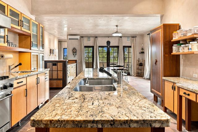8 Paseo De Aguila, Santa Fe, NM 87506
