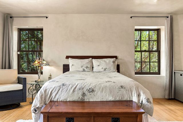 8 Paseo De Aguila, Santa Fe, NM 87506