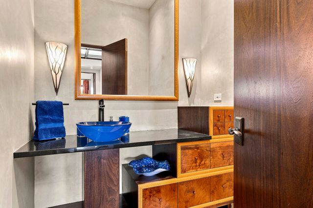 8 Paseo De Aguila, Santa Fe, NM 87506