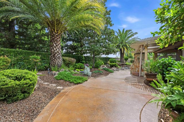 290 Lariat Loop, Lincoln, CA 95648