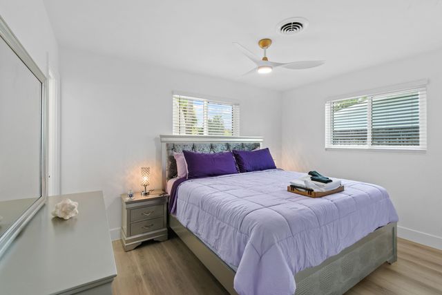 19005 SE SOUTHGATE Drive, Jupiter, FL 33469