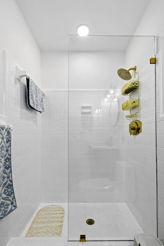 19005 SE SOUTHGATE Drive, Jupiter, FL 33469