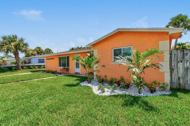 19005 SE SOUTHGATE Drive, Jupiter, FL 33469