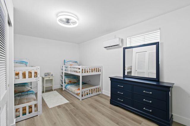 19005 SE SOUTHGATE Drive, Jupiter, FL 33469