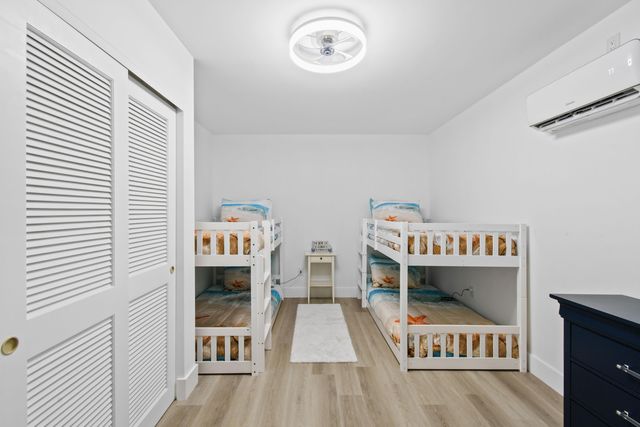 19005 SE SOUTHGATE Drive, Jupiter, FL 33469