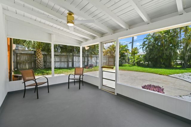 19005 SE SOUTHGATE Drive, Jupiter, FL 33469