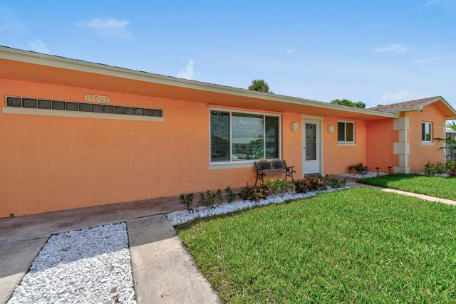 19005 SE SOUTHGATE Drive, Jupiter, FL 33469