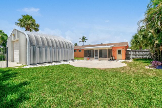 19005 SE SOUTHGATE Drive, Jupiter, FL 33469