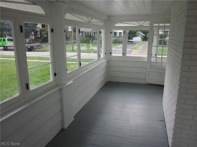 24 Adams Street, Berea, OH 44017