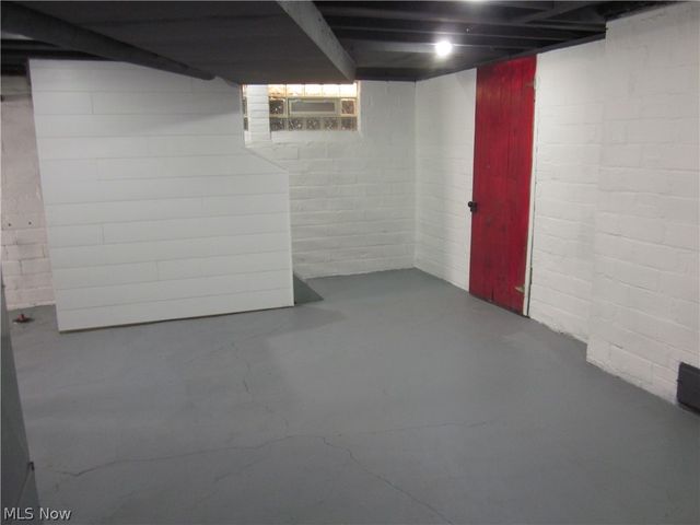 24 Adams Street, Berea, OH 44017