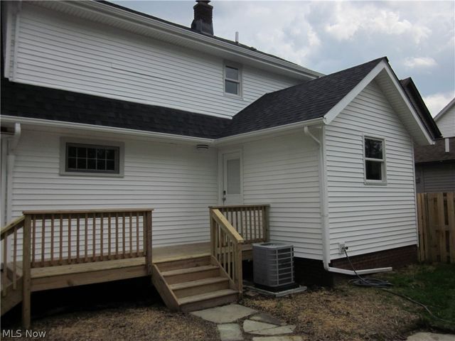 24 Adams Street, Berea, OH 44017