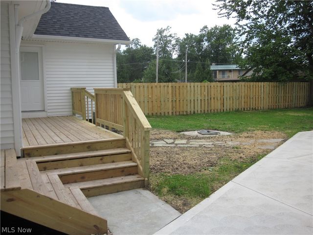 24 Adams Street, Berea, OH 44017
