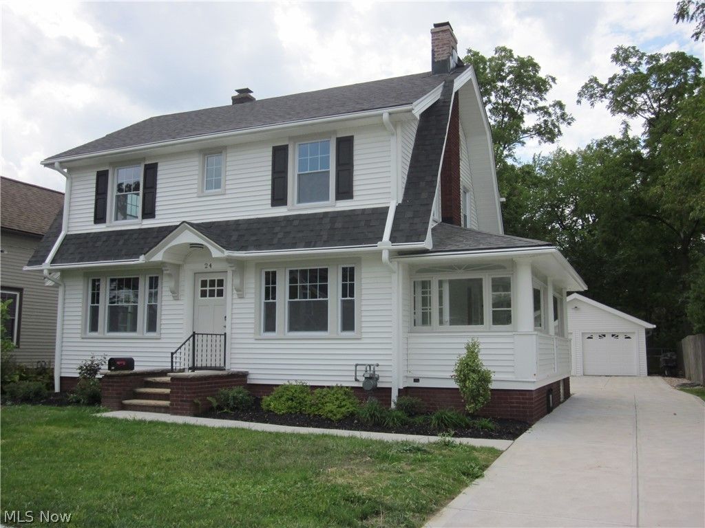 24 Adams Street, Berea, OH 44017