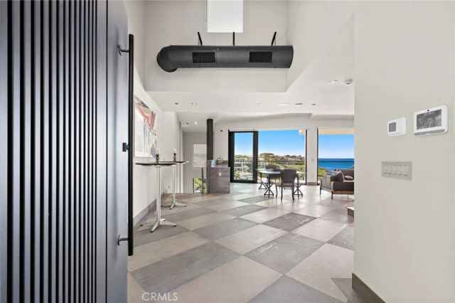 228 Hazel Drive, Corona Del Mar, CA 92625