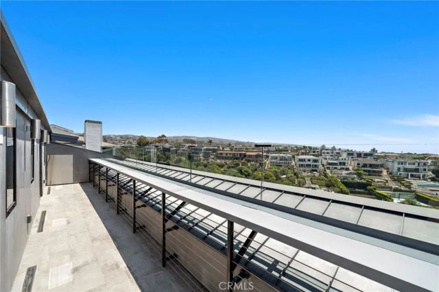 228 Hazel Drive, Corona Del Mar, CA 92625