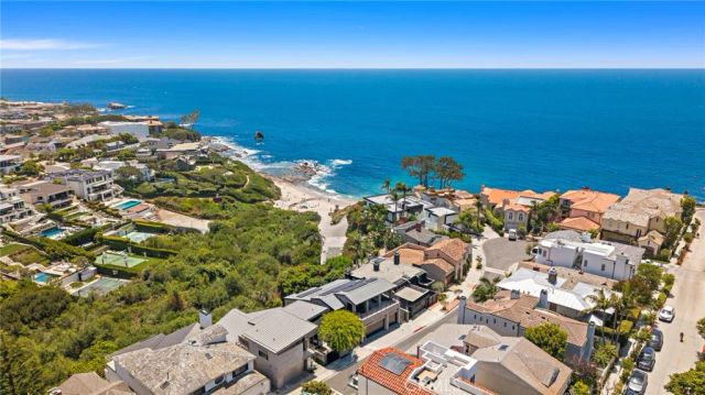 228 Hazel Drive, Corona Del Mar, CA 92625