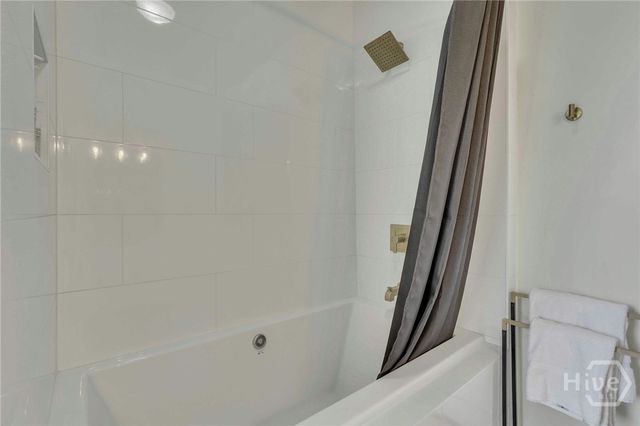 525 E Gwinnett Street B, Savannah, GA 31401